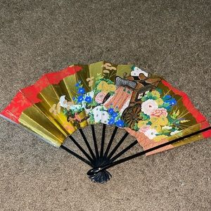 ❤️Fan - Gold Auspicious Japanese
Traditional Pattern❤️